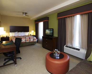 Photo of Livingroom in Hoover