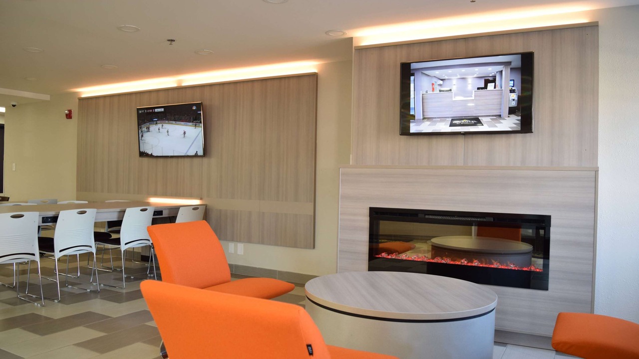 Photo of Livingroom in Southeast Raleigh