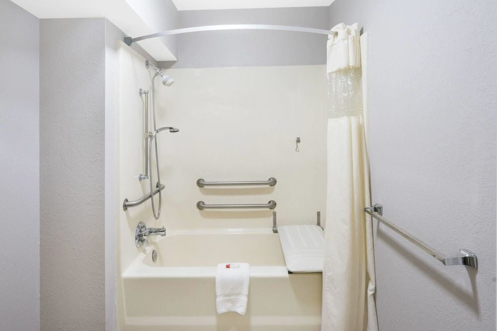 Photo of Bathroom in Woodfin
