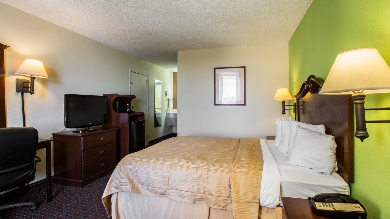 Photo of Bedroom in Mocksville