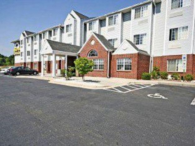Photo of Buildings in Barium Springs