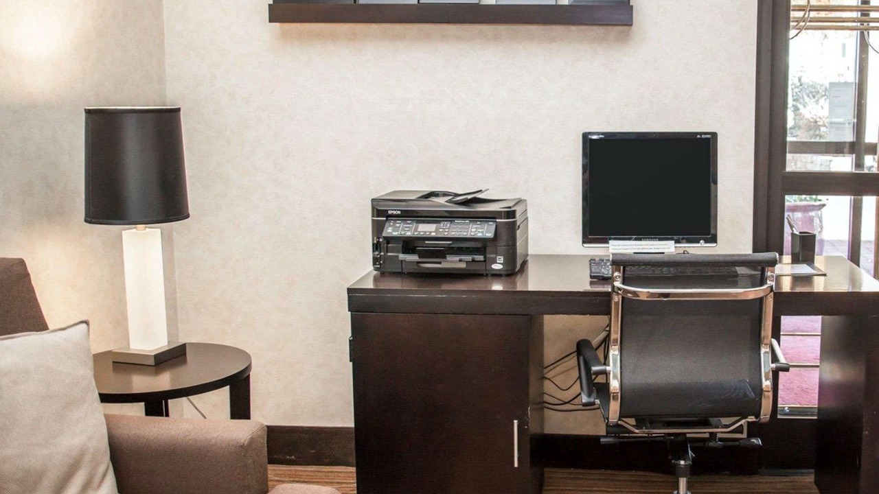 Photo of Livingroom in University Place
