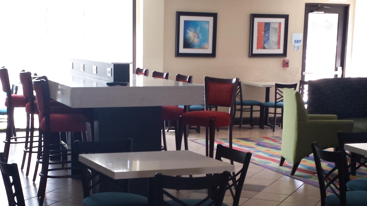 Photo of Livingroom in Morehead City