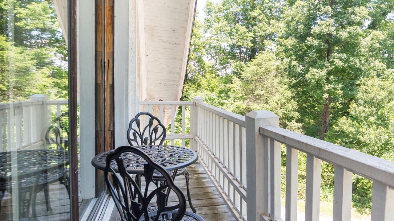 Photo of Patio Balcony in Flat Rock