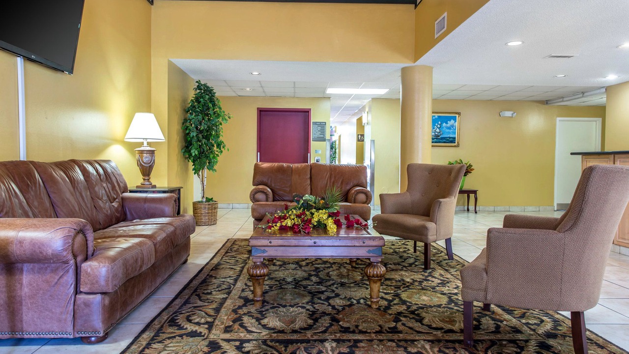 Photo of Livingroom in Cornelius