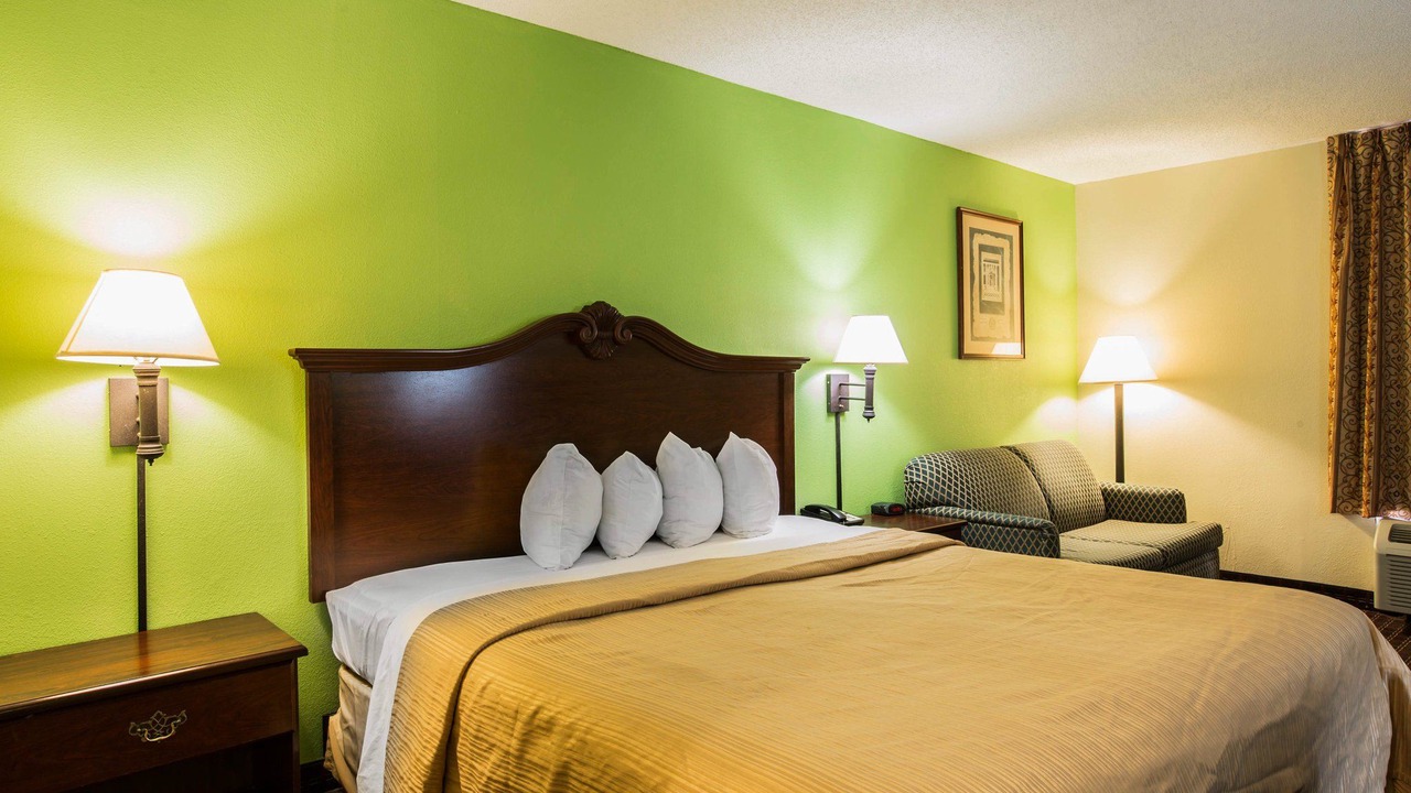 Photo of Bedroom in Mocksville