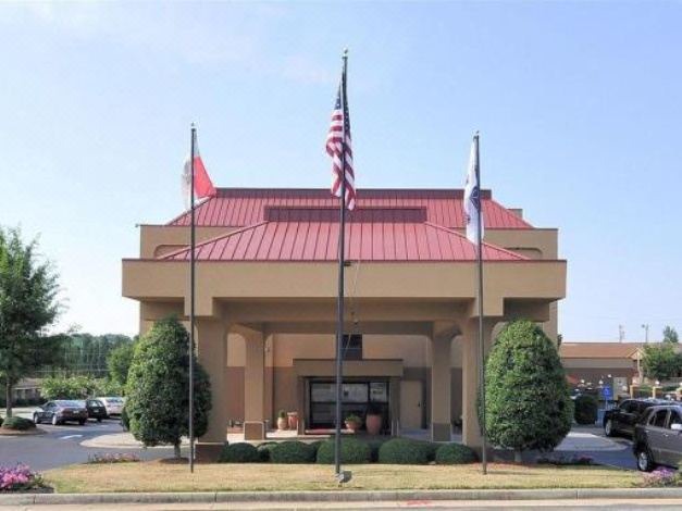 Photo of Buildings in Eden