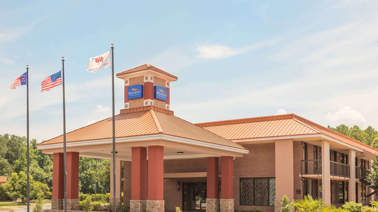 Photo of Buildings in Gold Rock