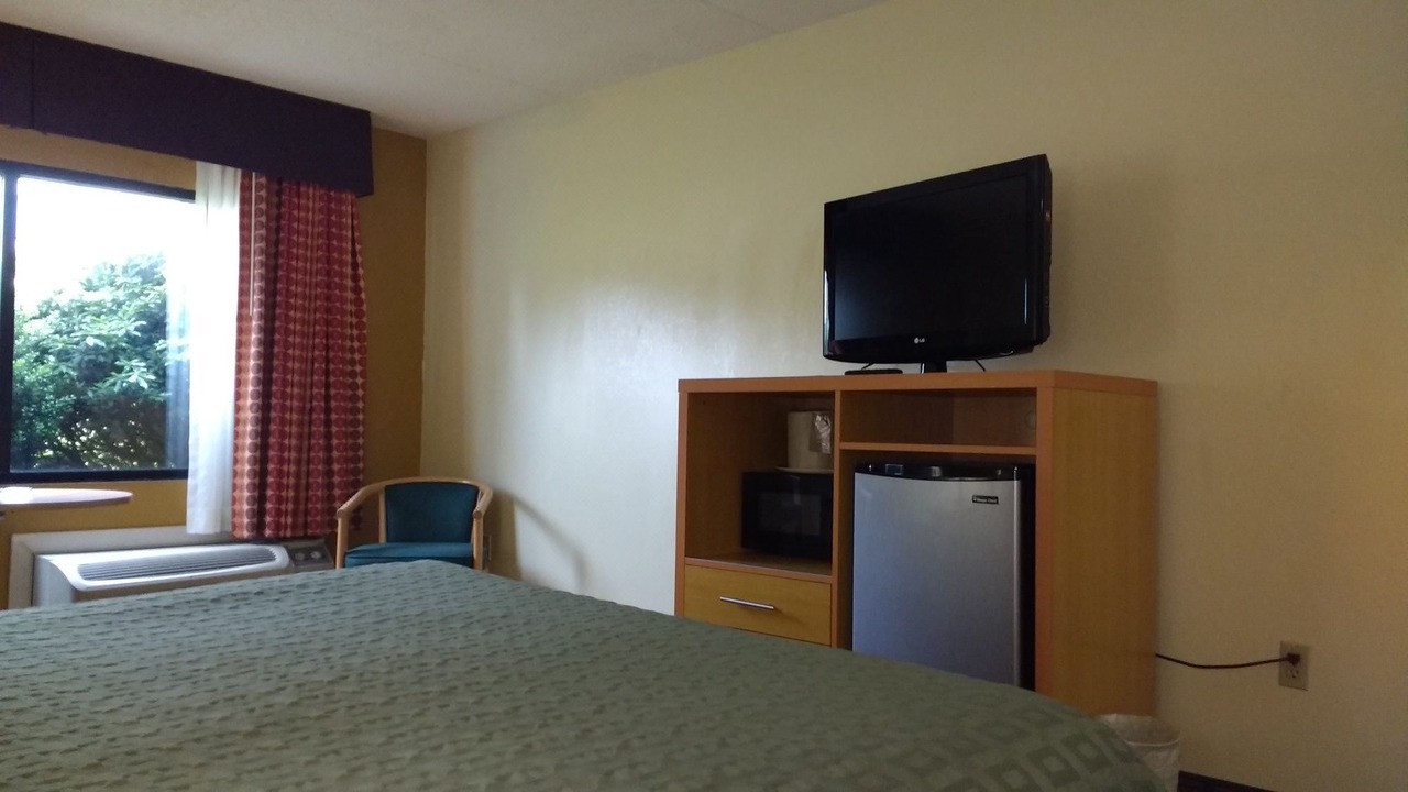 Photo of Bedroom in Asheville
