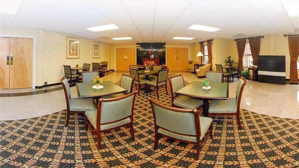 Photo of Livingroom in Southwest Raleigh