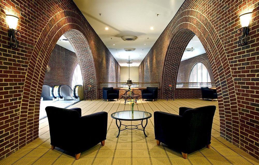 Photo of Livingroom in Downtown
