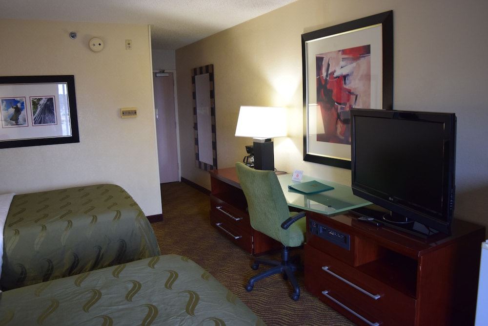Photo of Livingroom in Rocky Mount