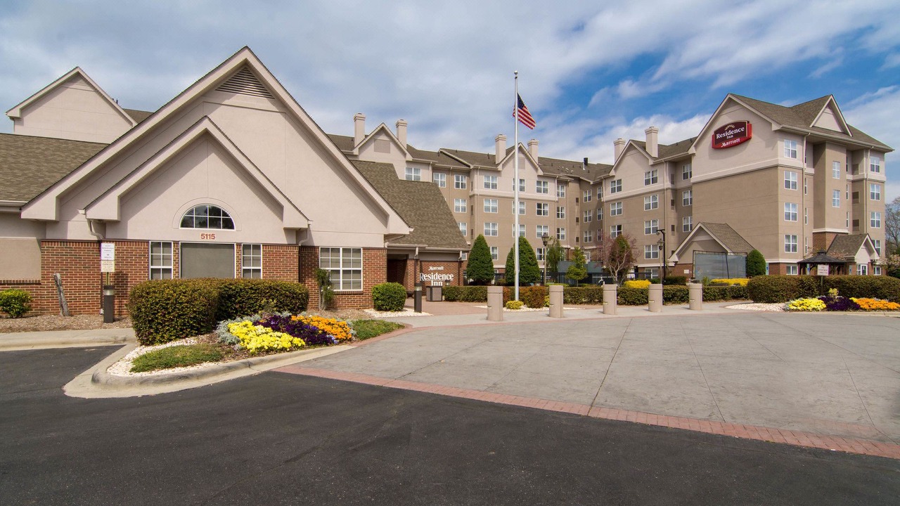 Photo of Buildings in Piper Glen Estates