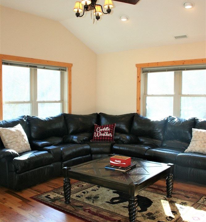 Photo of Livingroom in Chimney Rock