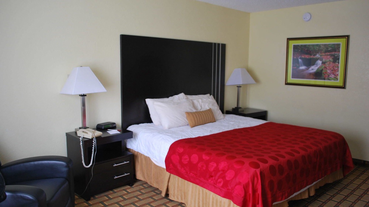 Photo of Bedroom in Asheville