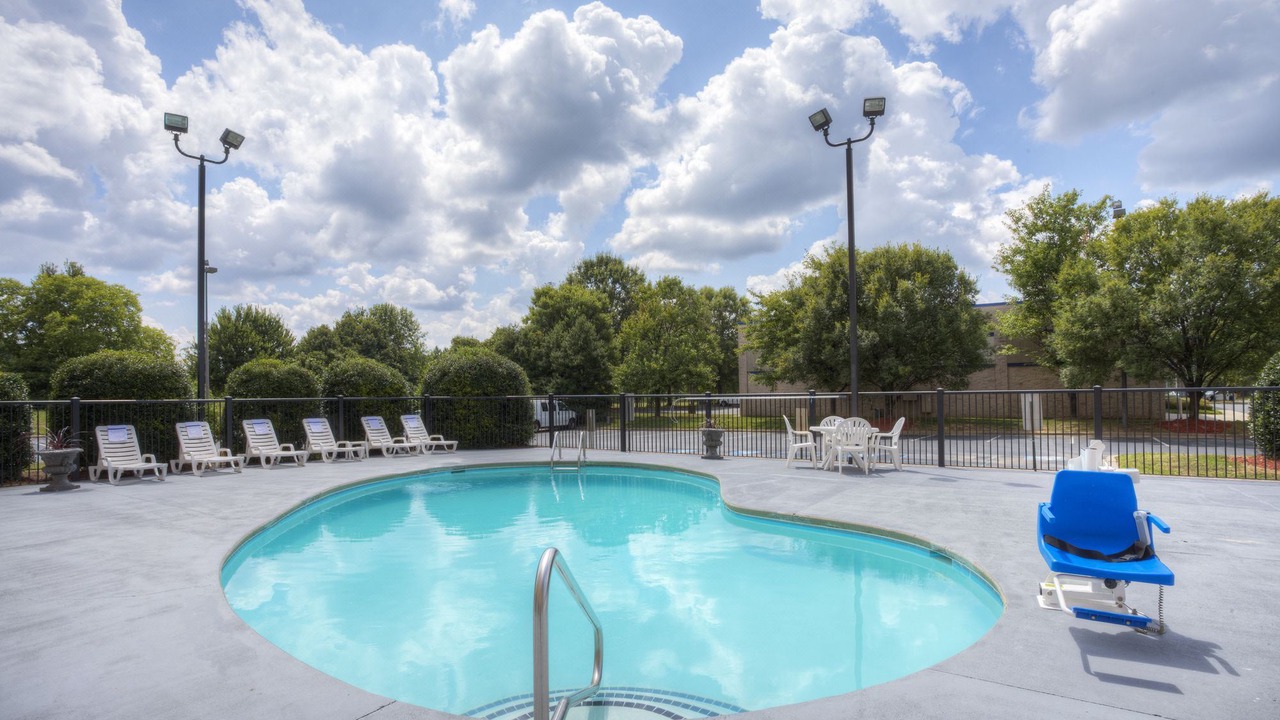 Photo of Outdoor in Pineville