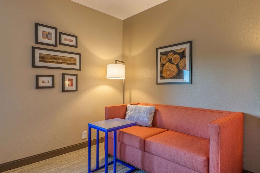 Photo of Livingroom in Wilkesboro
