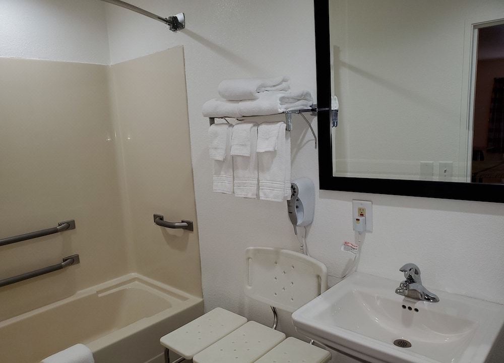 Photo of Bathroom in Lexington - Salisbury