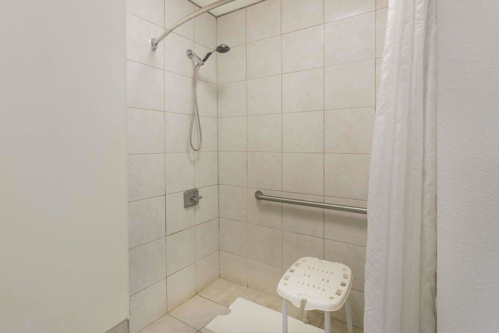 Photo of Bathroom in Gold Rock