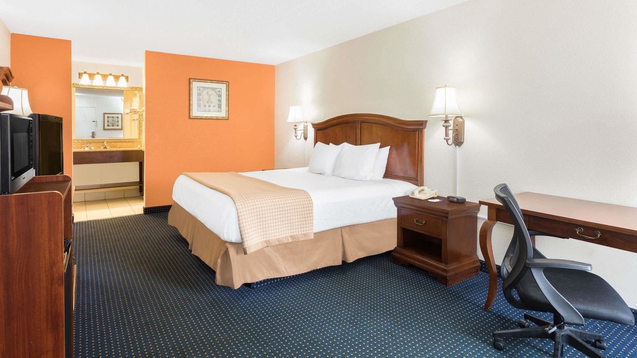 Photo of Bedroom in Gold Rock