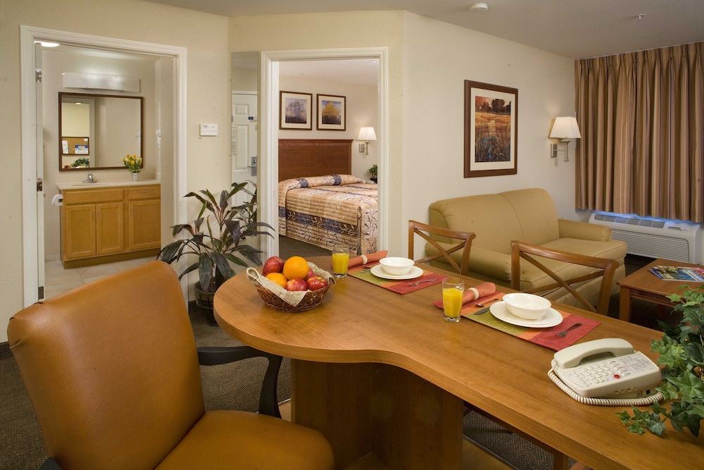 Photo of Livingroom in Jacksonville