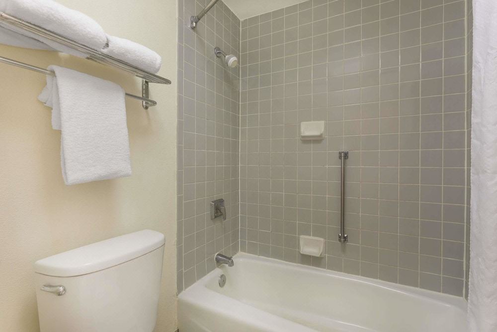 Photo of Bathroom in Gold Rock
