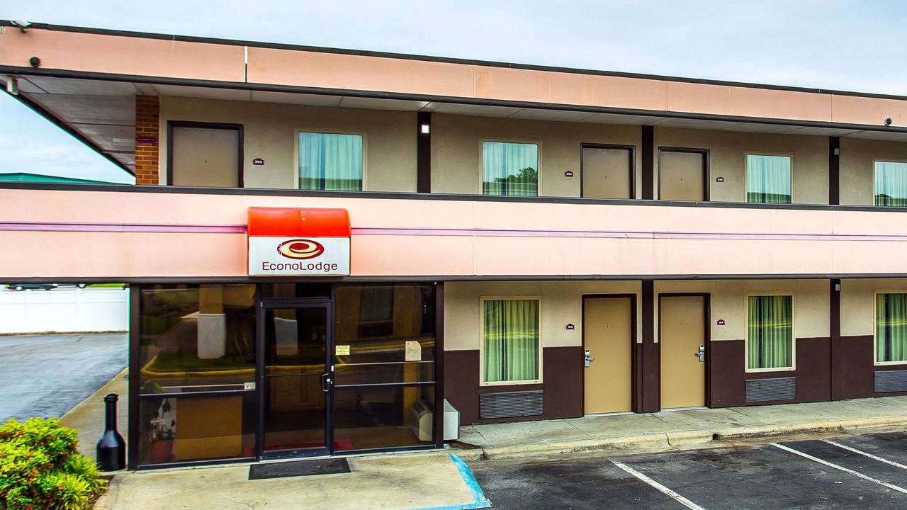 Photo of Buildings in Elizabeth City