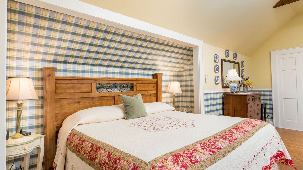 Photo of Bedroom in Flat Rock