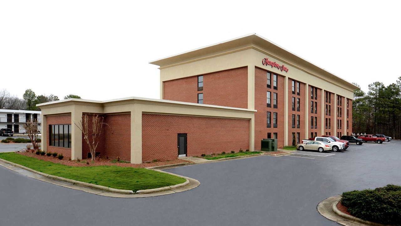 Photo of Buildings in Roxboro