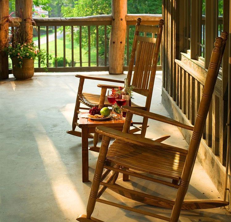 Photo of Patio Balcony in Chimney Rock