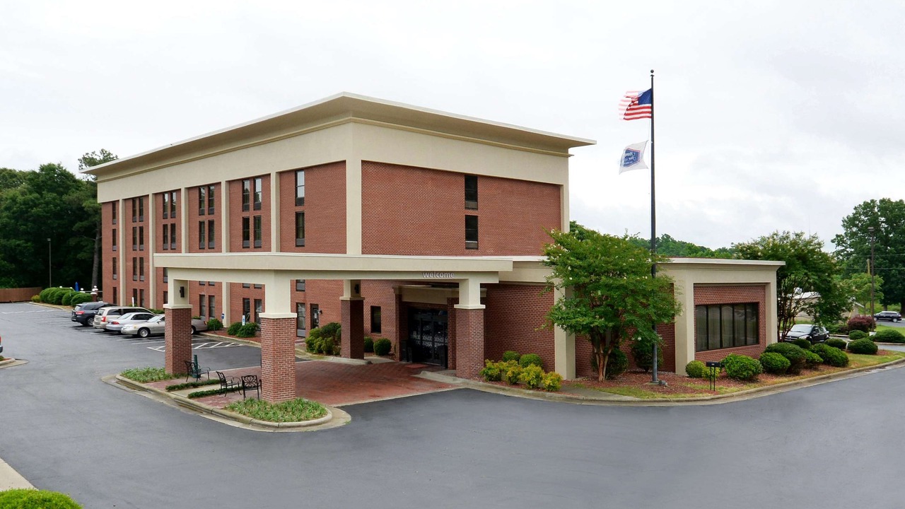 Photo of Buildings in Roxboro