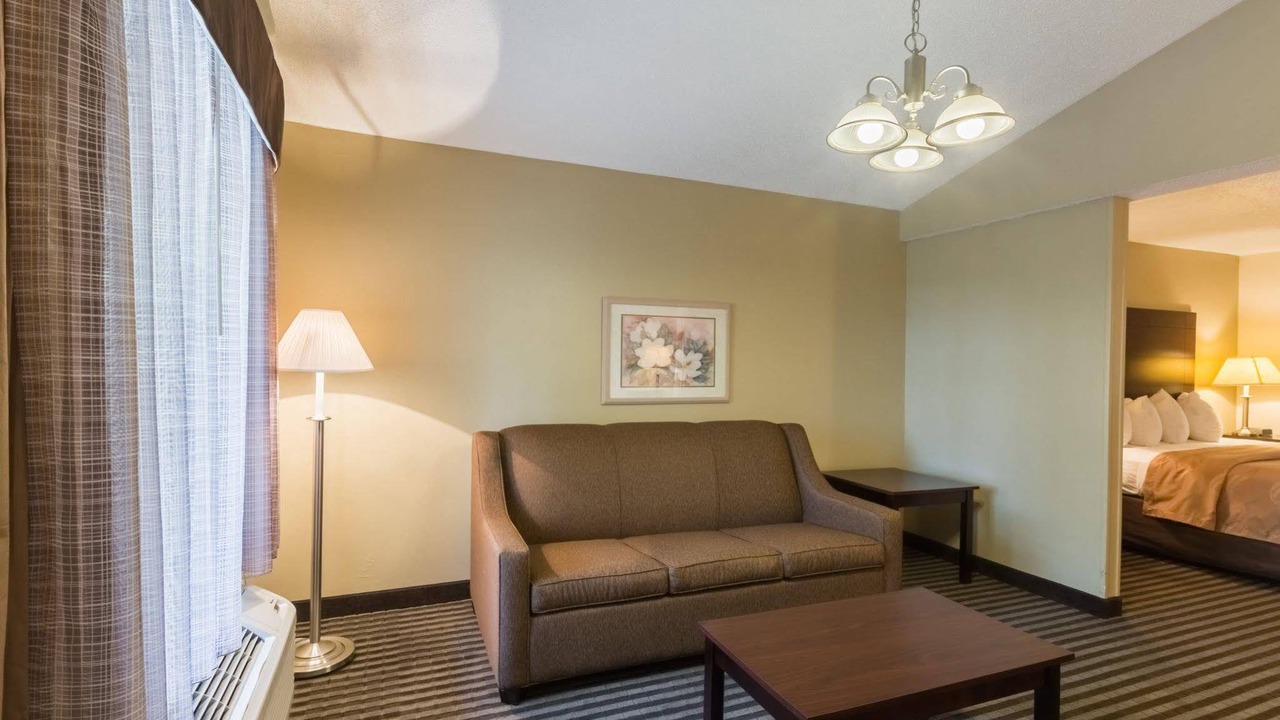 Photo of Livingroom in Rockingham