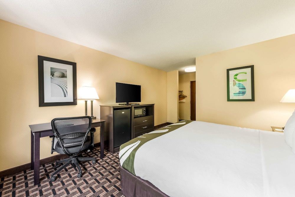 Photo of Bedroom in Huntersville