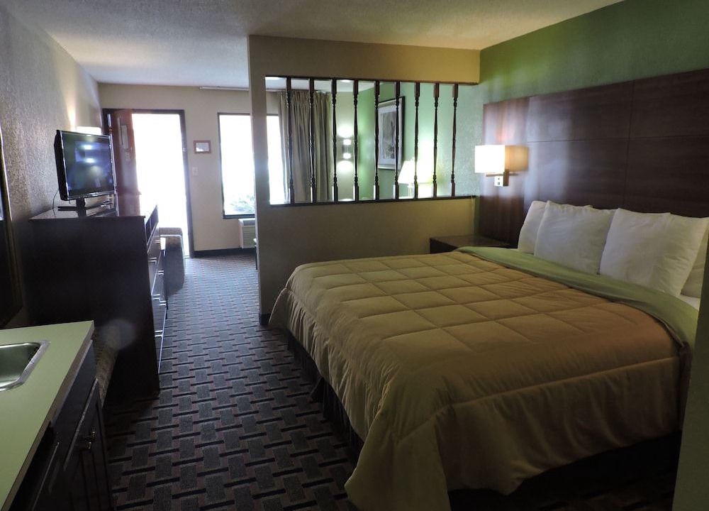 Photo of Bedroom in Conover