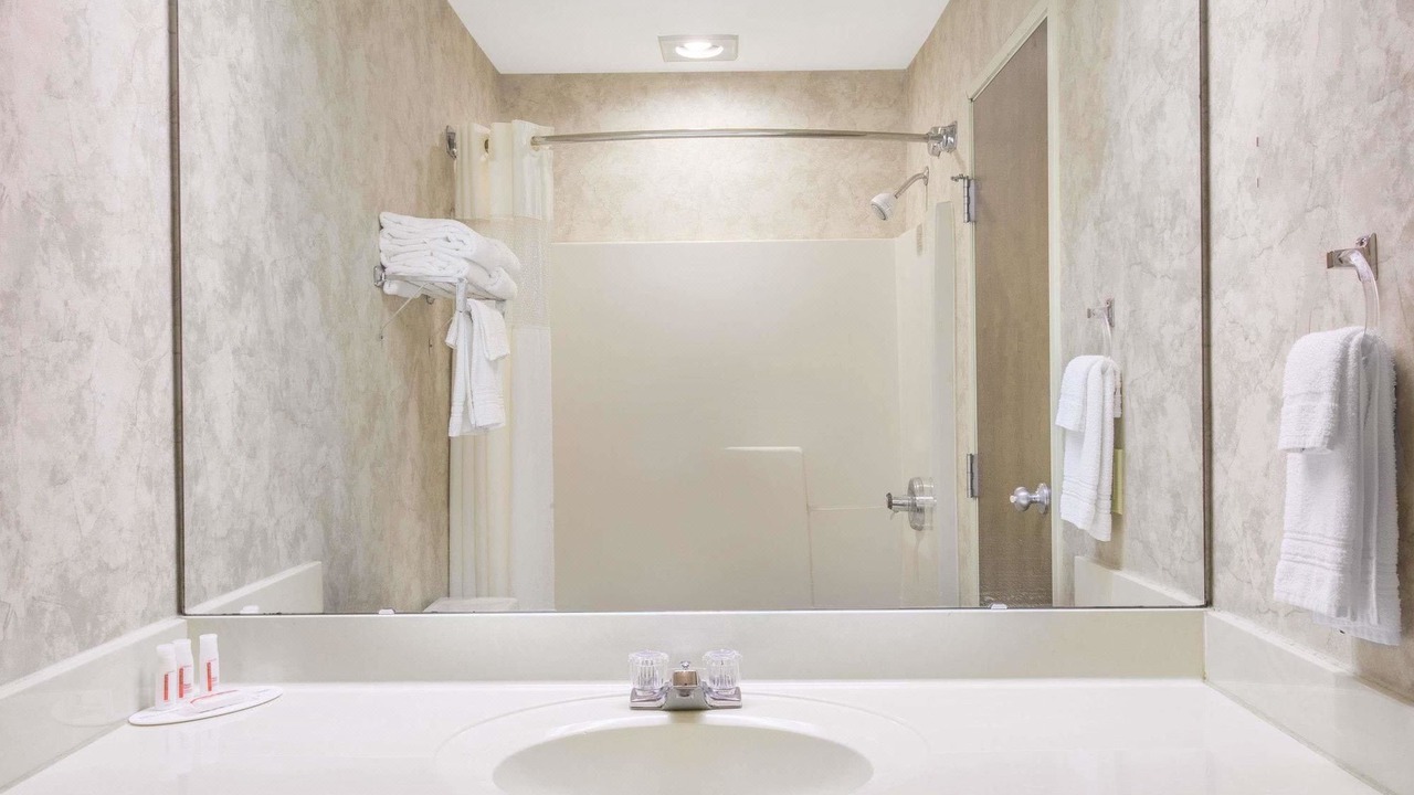 Photo of Bathroom in Lexington - Salisbury
