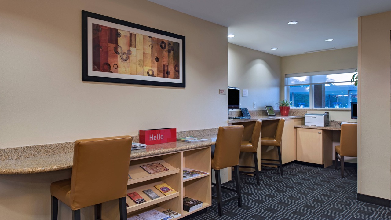 Photo of Livingroom in Terry Sanford