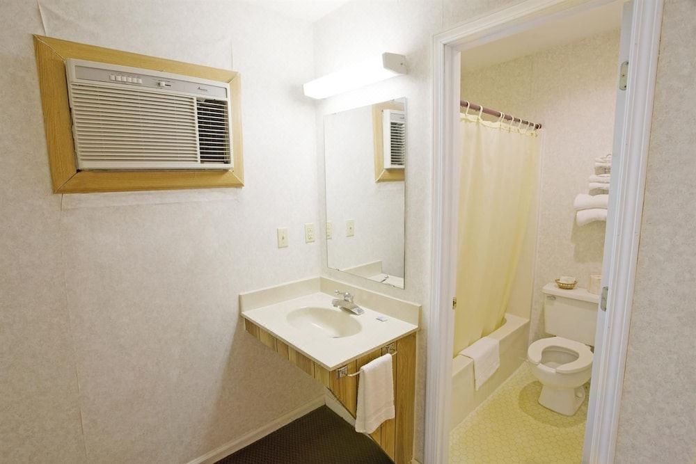 Photo of Bathroom in Arlington