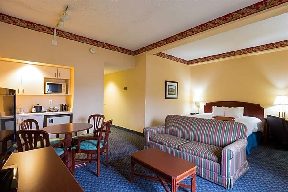 Photo of Livingroom in Mount Airy