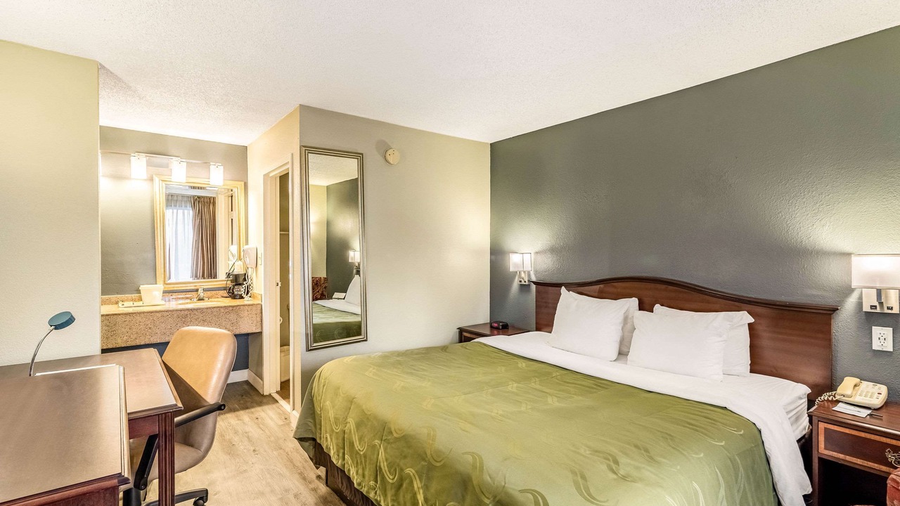 Photo of Bedroom in Wilmington