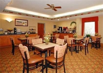 Photo of Livingroom in Creedmoor