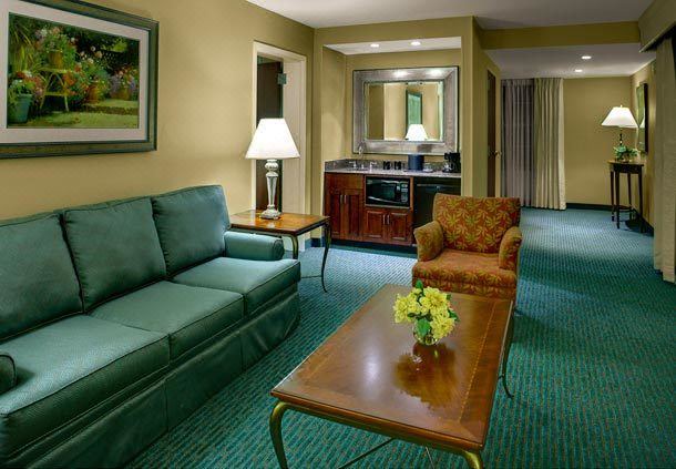 Photo of Livingroom in Chapel Hill