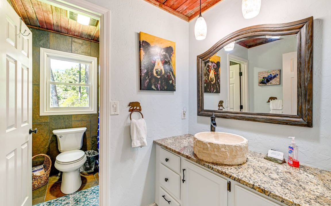 Photo of Bathroom in Sapphire