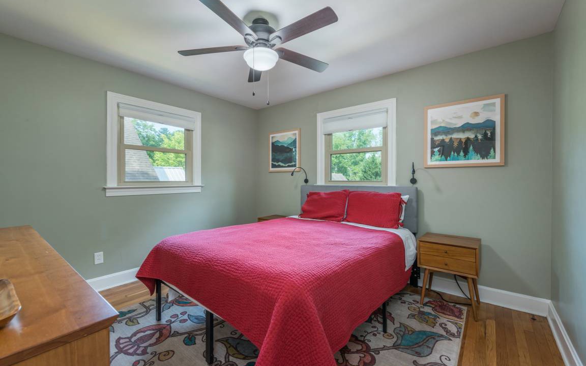 Photo of Bedroom in Asheville