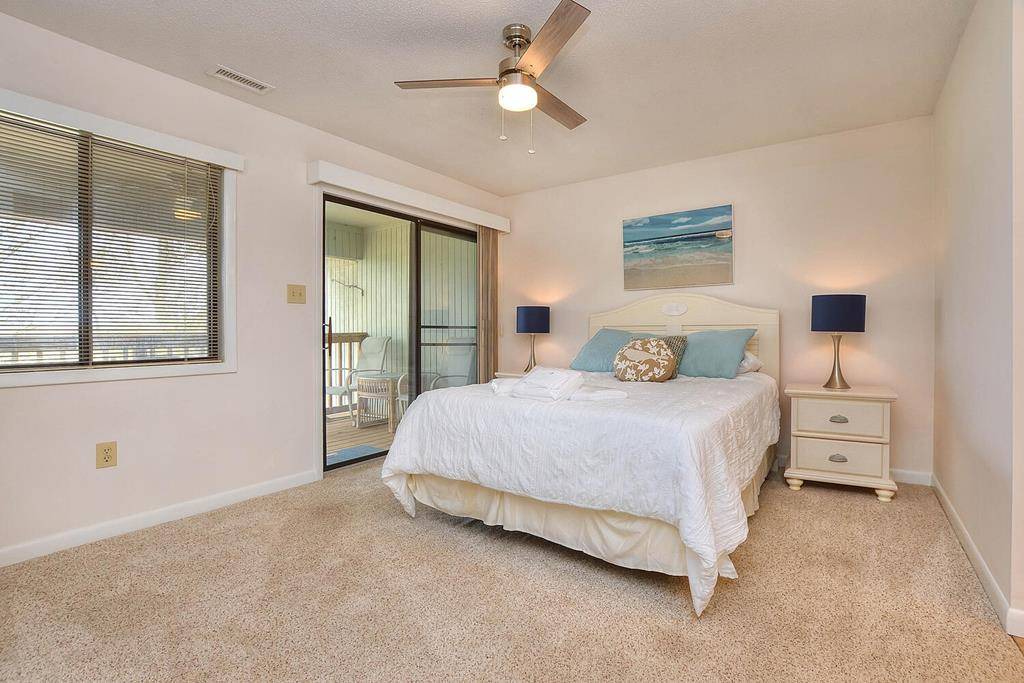 Photo of Bedroom in Caswell Beach