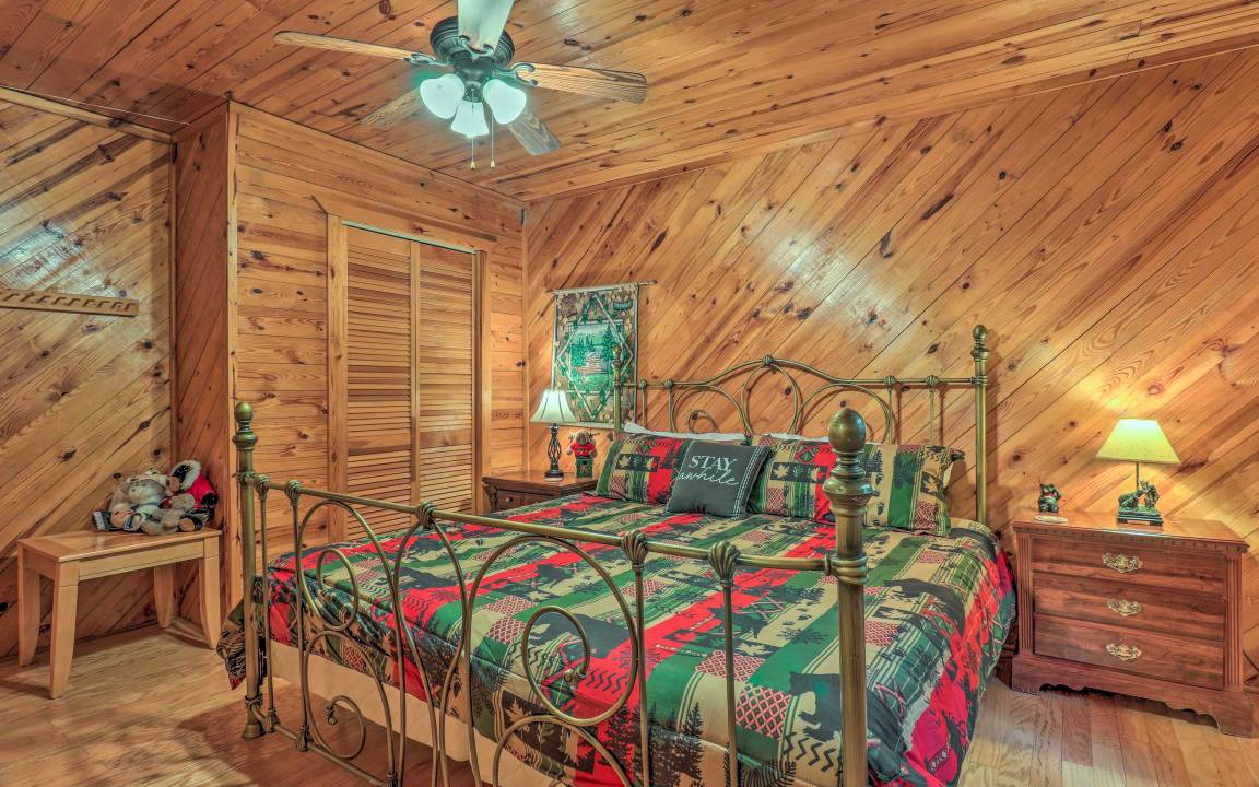 Photo of Bedroom in Maggie Valley