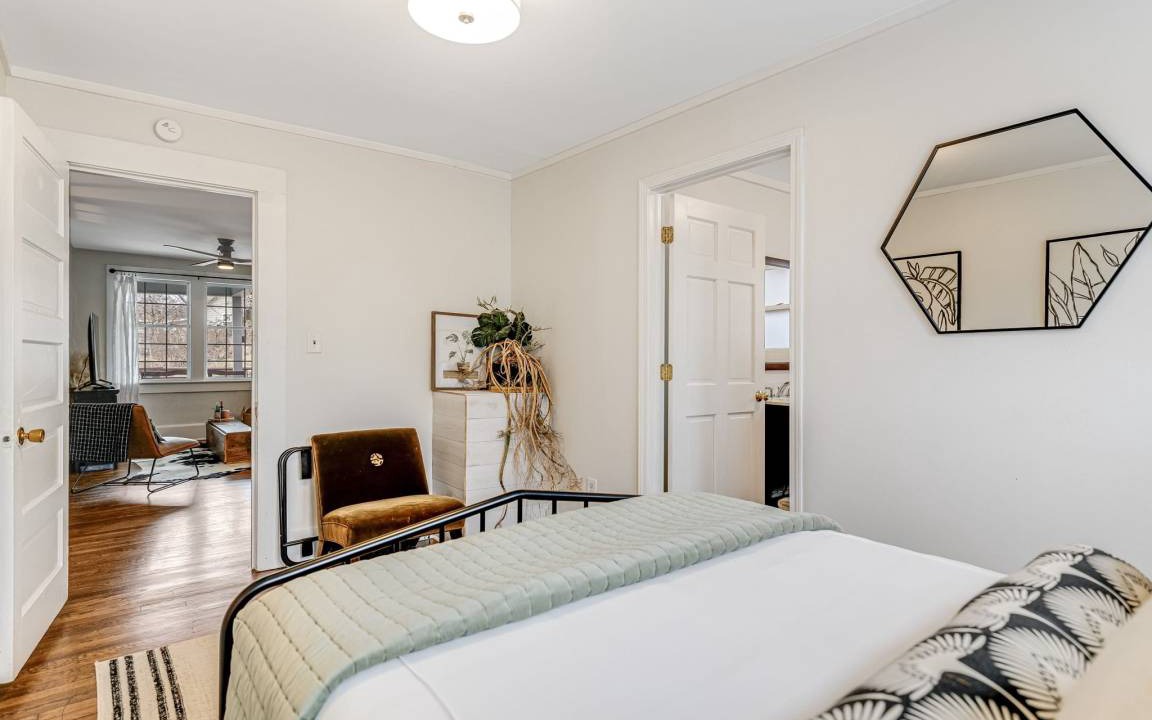 Photo of Bedroom in Woodfin