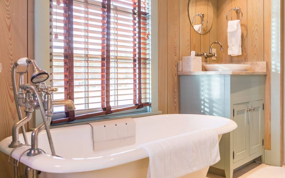 Photo of Bathroom in Oriental