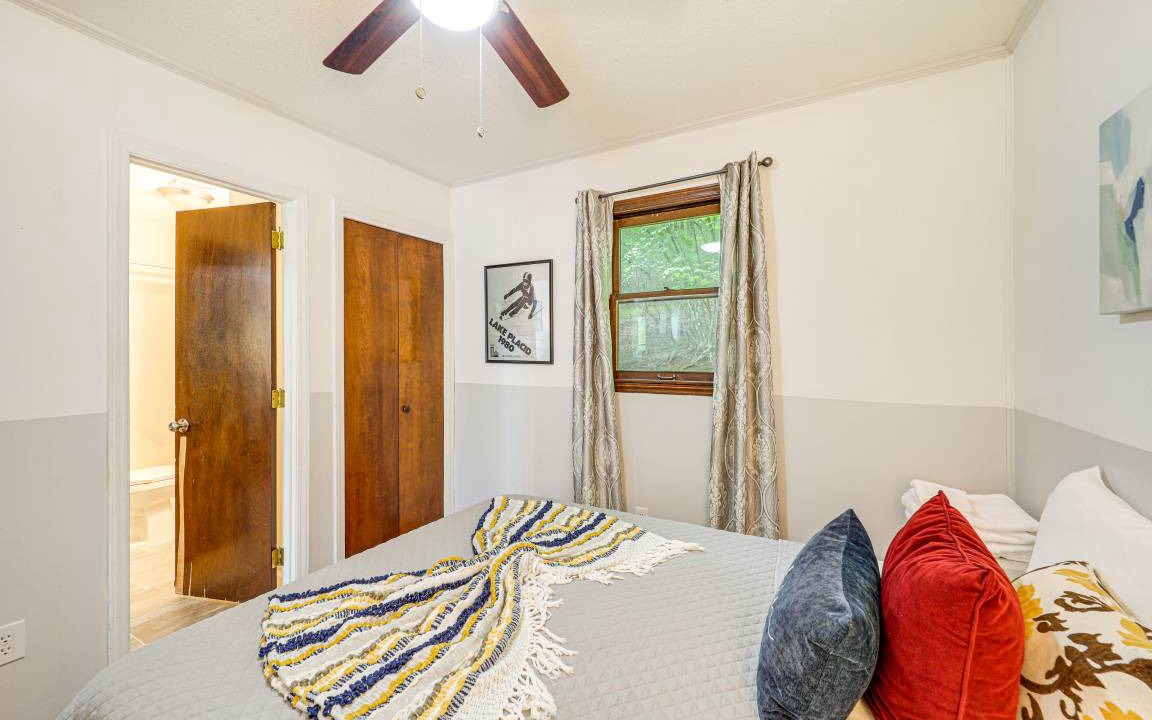 Photo of Bedroom in Charter Hills