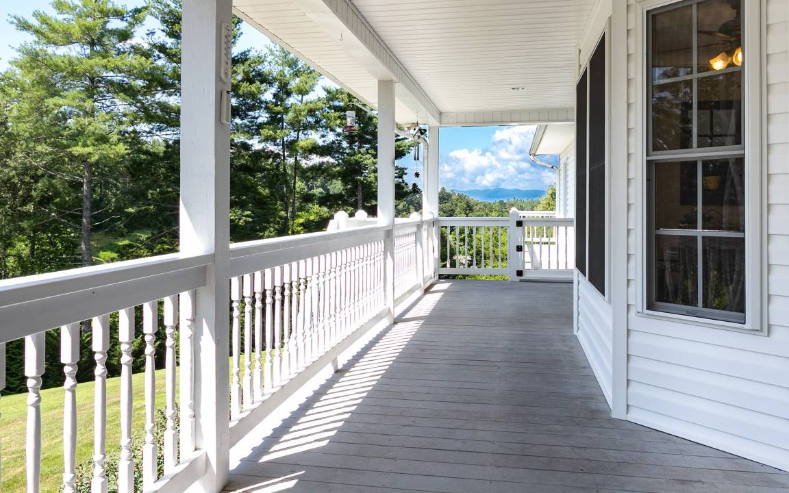 Photo of Patio Balcony in Weaverville