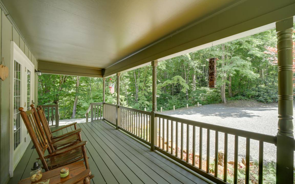 Photo of Patio Balcony in Bryson City